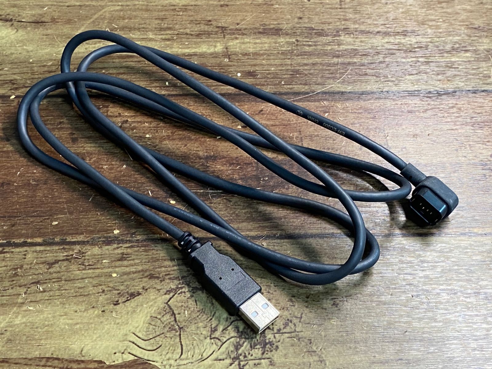 SHIMANO バッテリーBT-DN300 di2ケーブル×2 充電ケーブル他 SHIMANO バッテリーBT-DN300 di2ケーブル×2 充電ケーブル他 SHIMANO