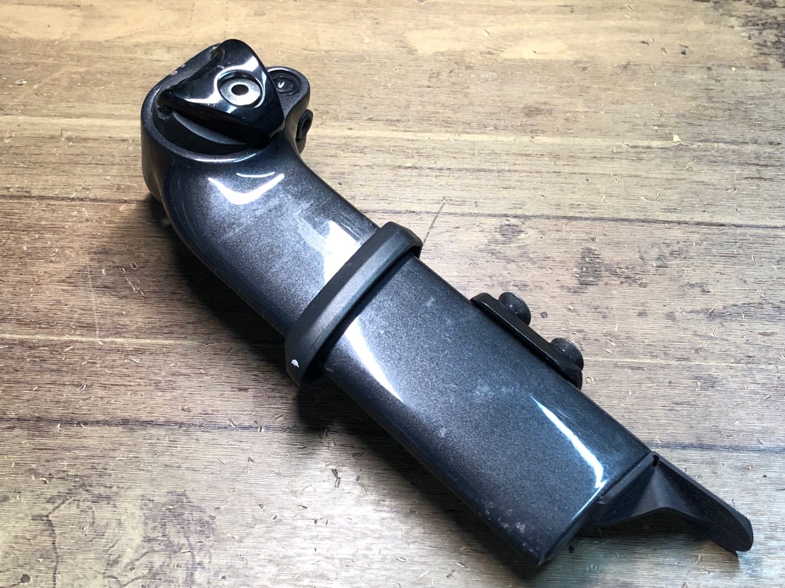 JH686 トレック TREK MADONE シートポスト 実測約160mm ※カット済み