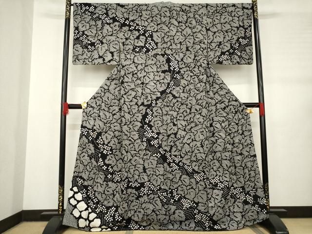 平和屋着物●訪問着　絞り　花蔦草文　黒地　正絹　逸品　AABB5433ck 平和屋着物○訪問着 絞り 花蔦草文 黒地 正絹 逸品 AABB5433ck - メルカリ