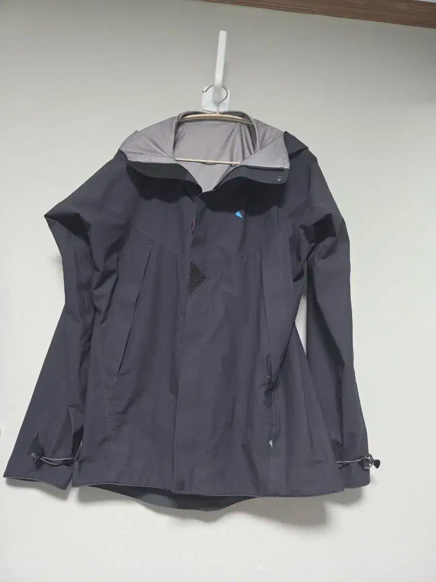 クレッタルムーセン アシンヤ マン スモール