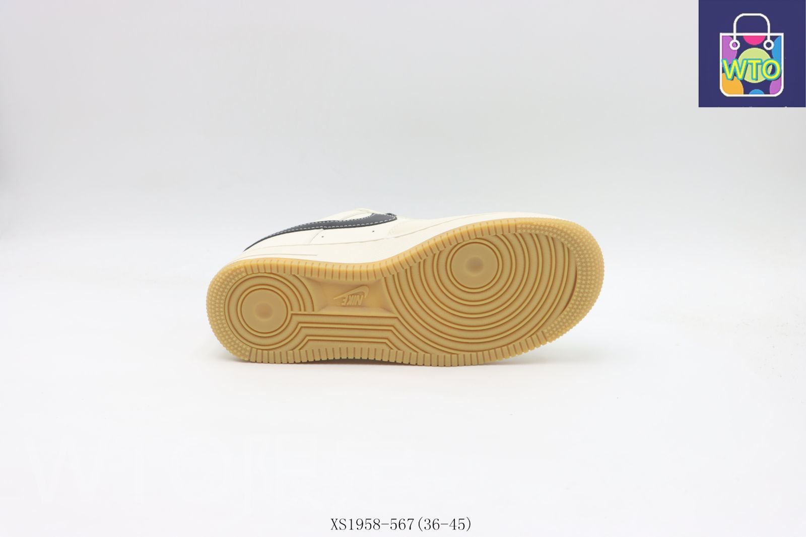 ナイキ スケートシューズ