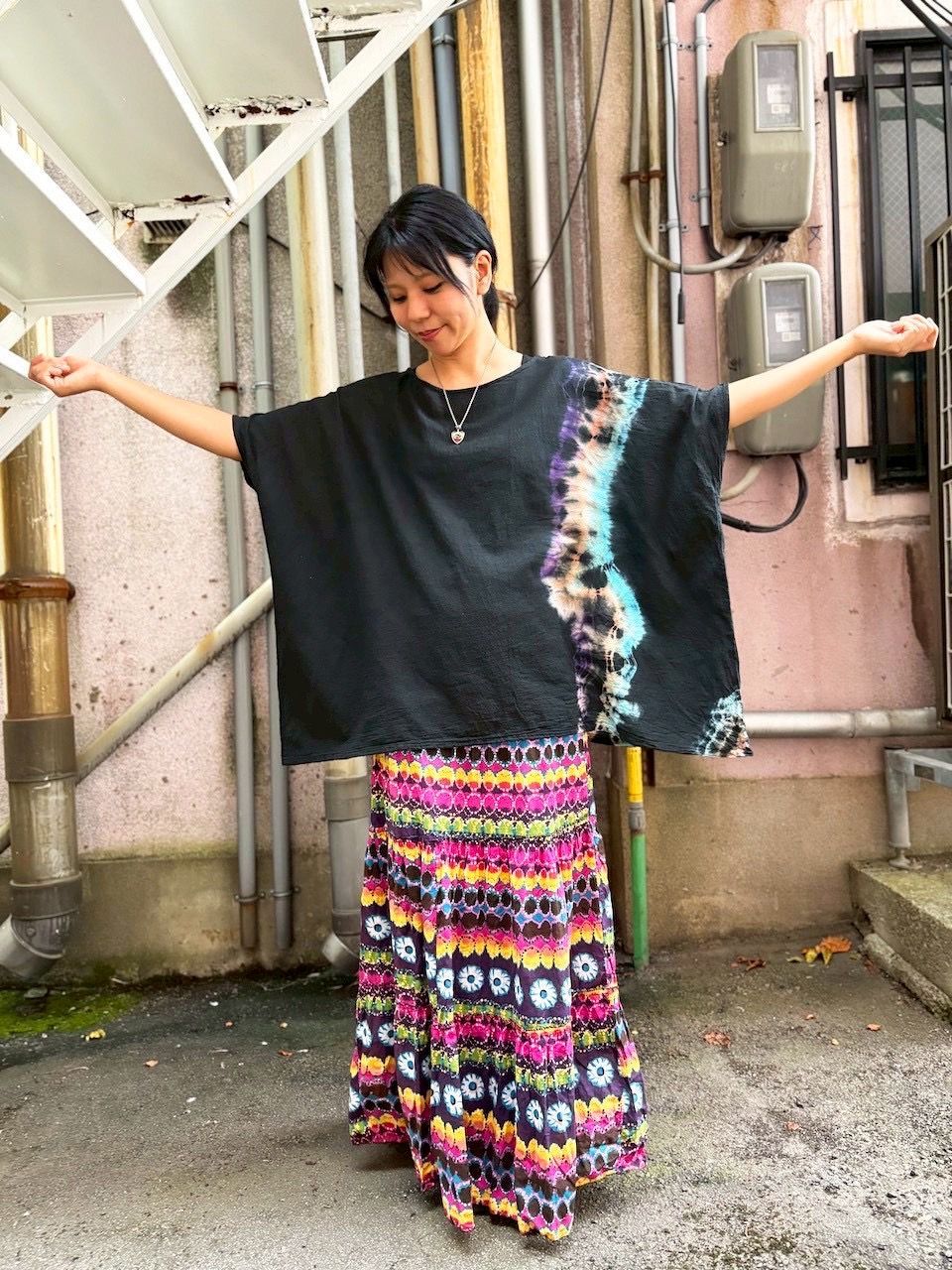  タイダイ プルオーバーブラウス ブラック×パープル×ベージュ×ブルー HD 24-84 五分袖 七分袖 チュニック