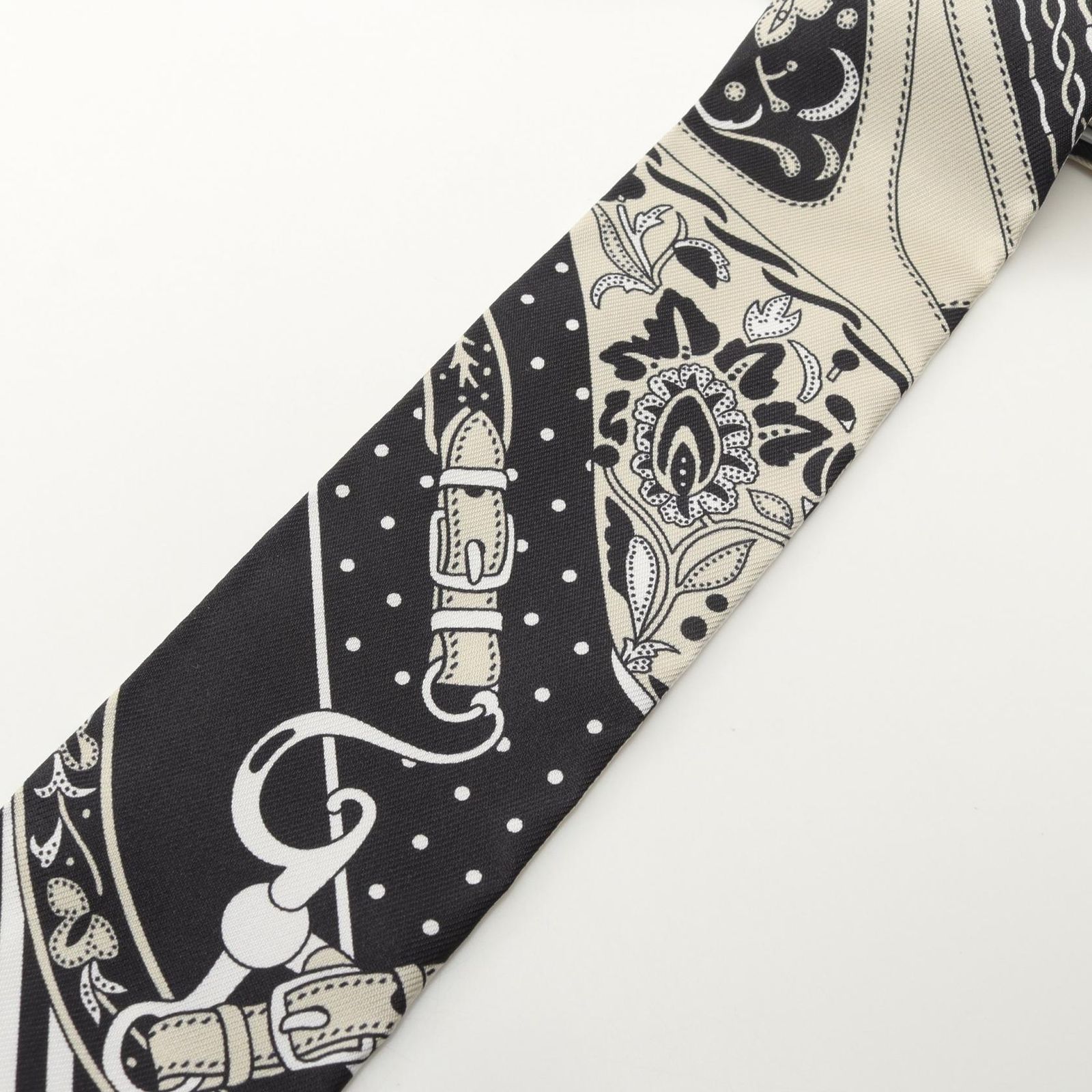 HERMES エルメス ツイリー Festival des Amazones スカーフ エルメス