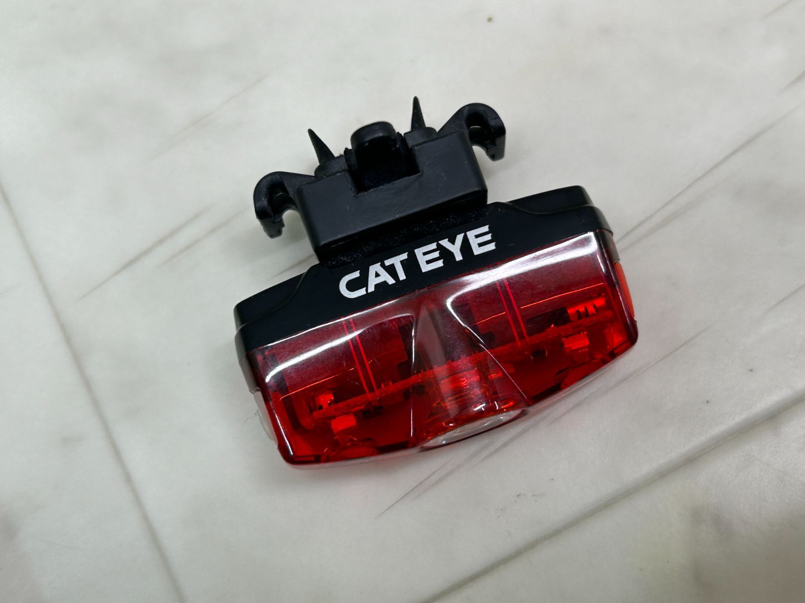 ☆ CATEYE VOLT100 RAPID MINI TL-LD635 105g キャットアイ ボルト ラピッドミニ 前後ライト 自転車 ロード MTB ミニベロ クロスバイク 同梱発送承り中!!