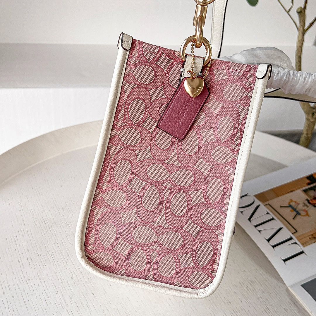 COACH コーチ C7685 デンプシー トート 22 ピンク シグネチャー