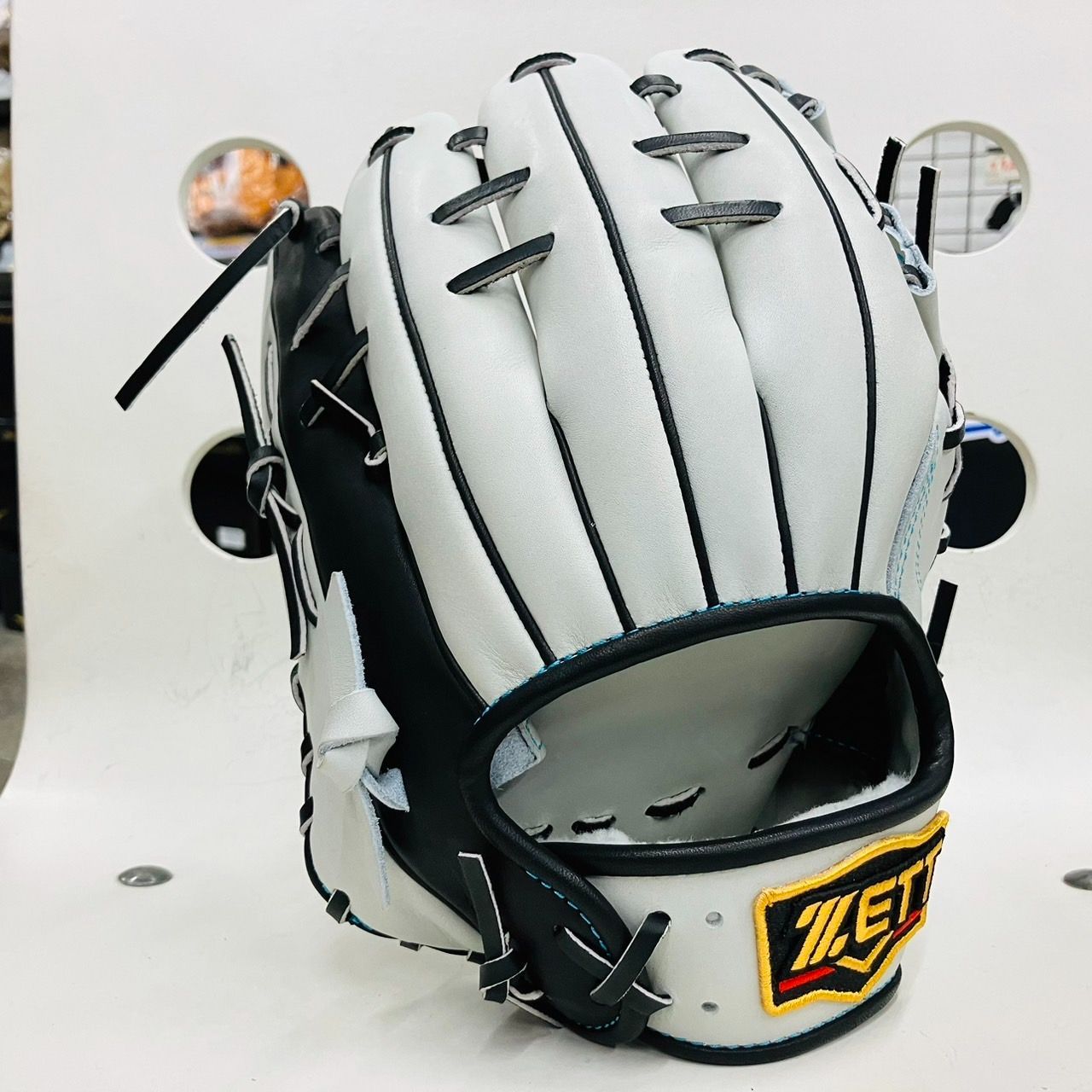 新品未使用　ZETT PROSTATUS ゼット　プロステイタス　上下　セット プロステイタス 【当店限定モデル】 ゼット ZETT プロステイタス