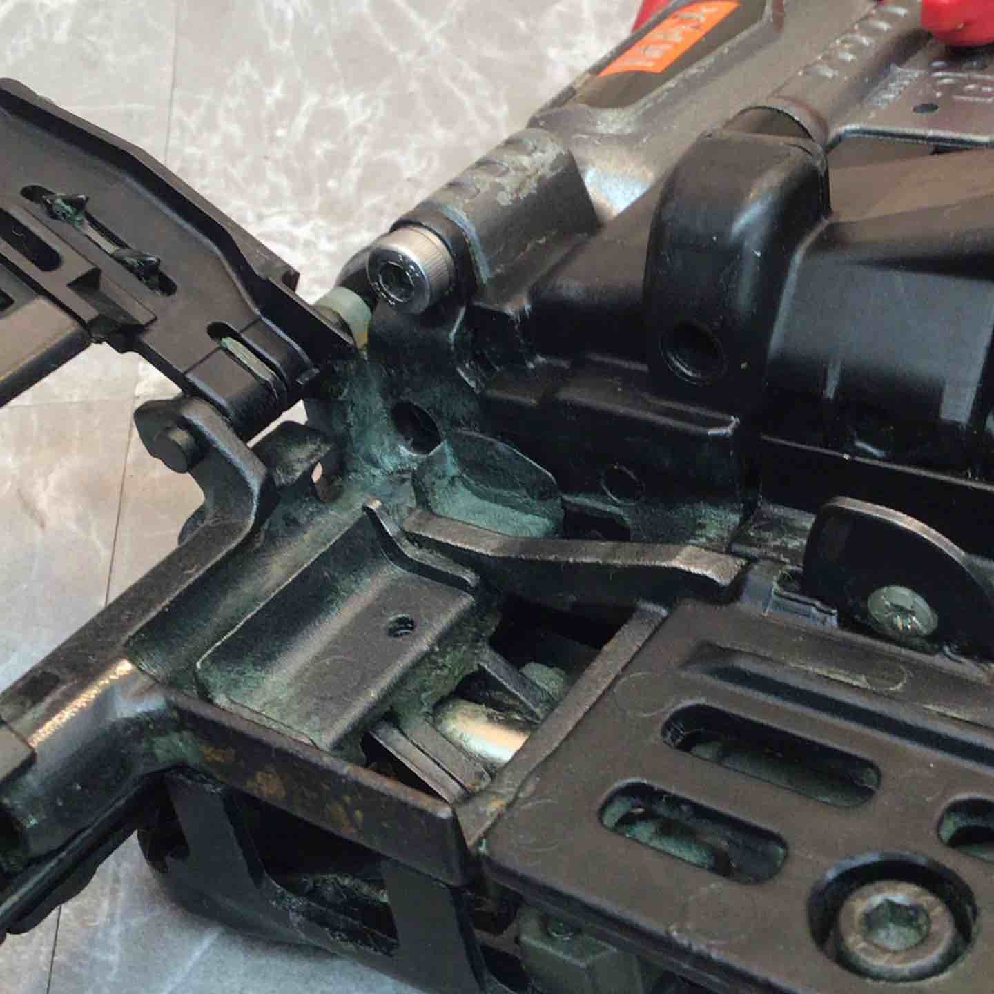 MAX 高圧エアネジ打ち機