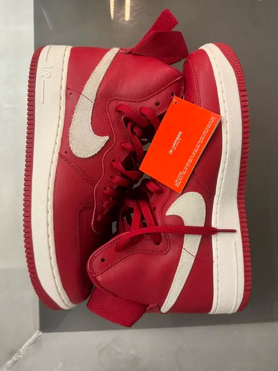 【雷市場（ポンジャン）商品韓国直送】 275 Nike Air Force 1 High Nai Ke ー ナイキ