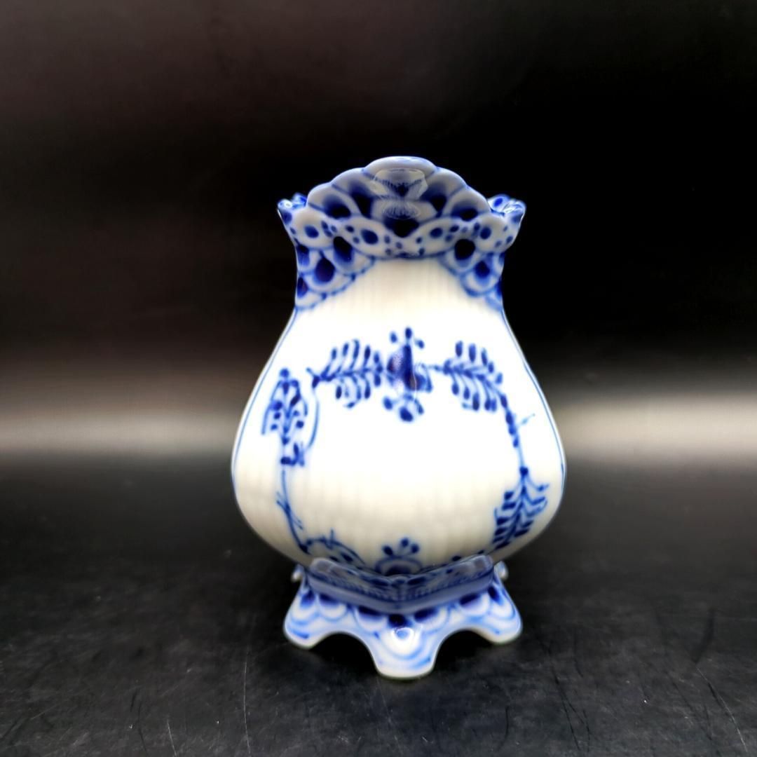 ブルーフルーテッド