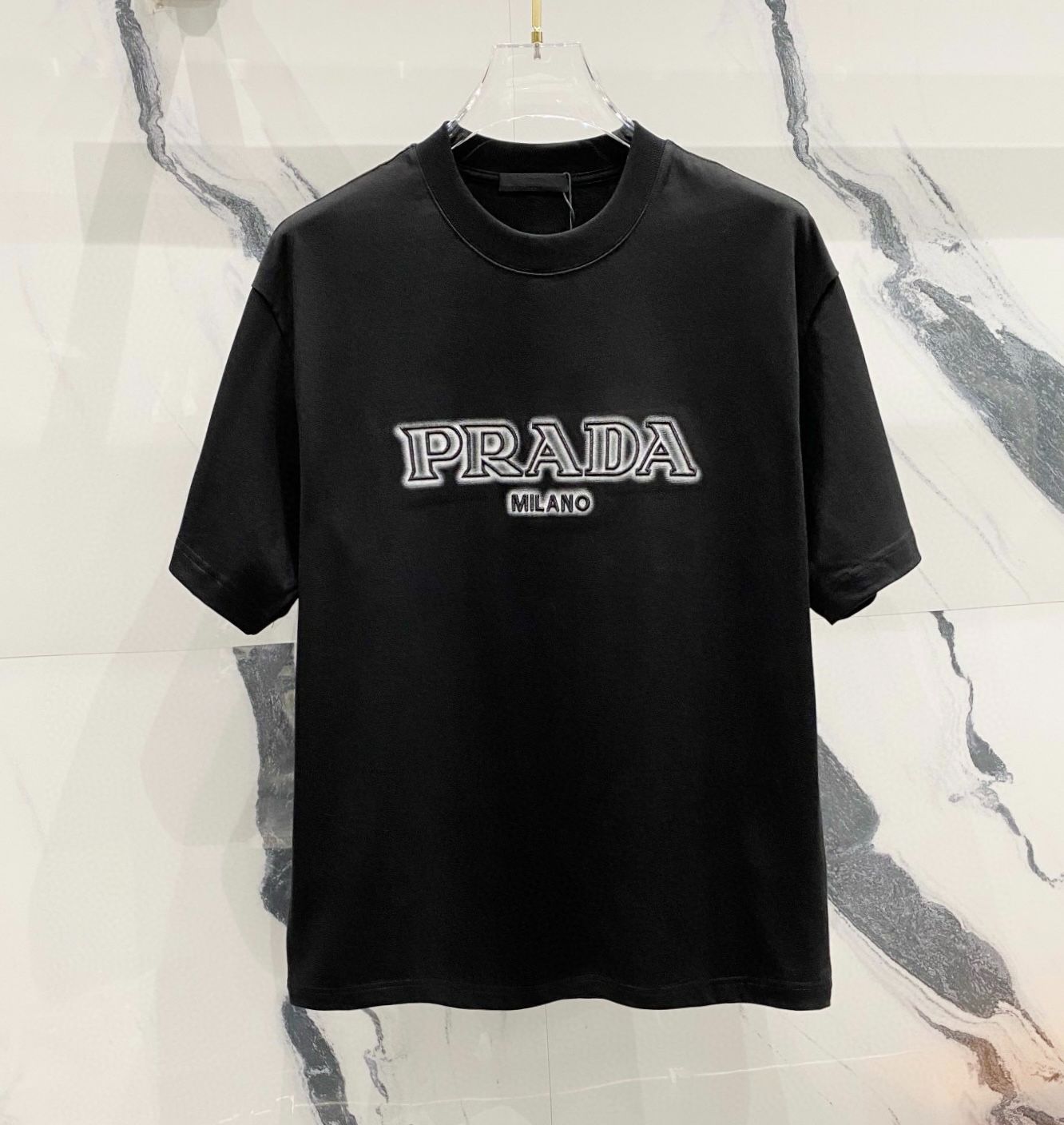 未使用 プラダPRADA 刺繍 Tシャツ 半袖 - メルカリ