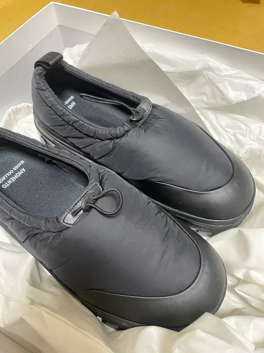 AMOMENTO（アモーメント) Vibram(ビブラム) ローファー