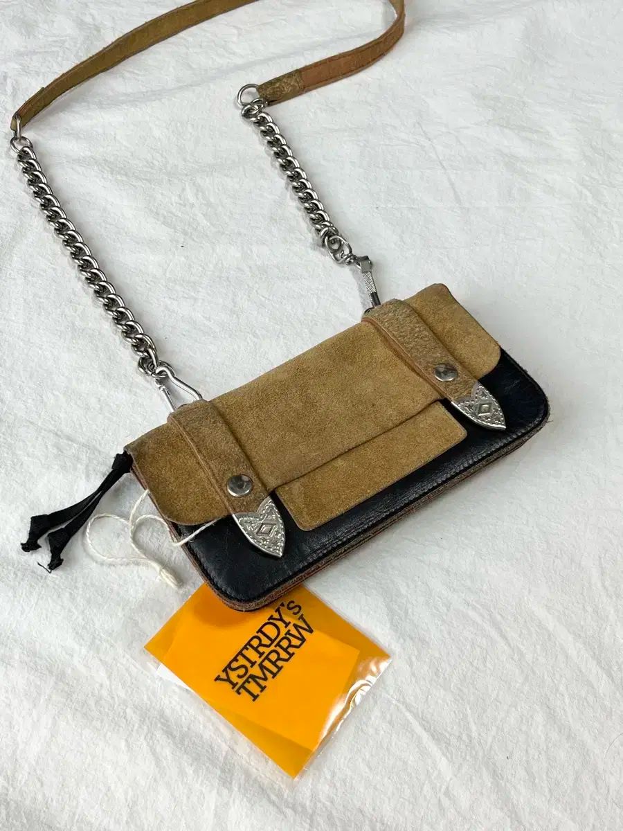 ショルダーバッグ クロスバッグ