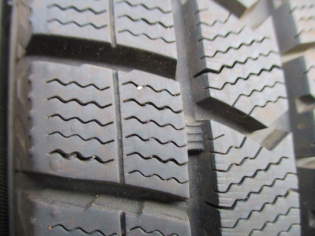 WM02 スタッドレス