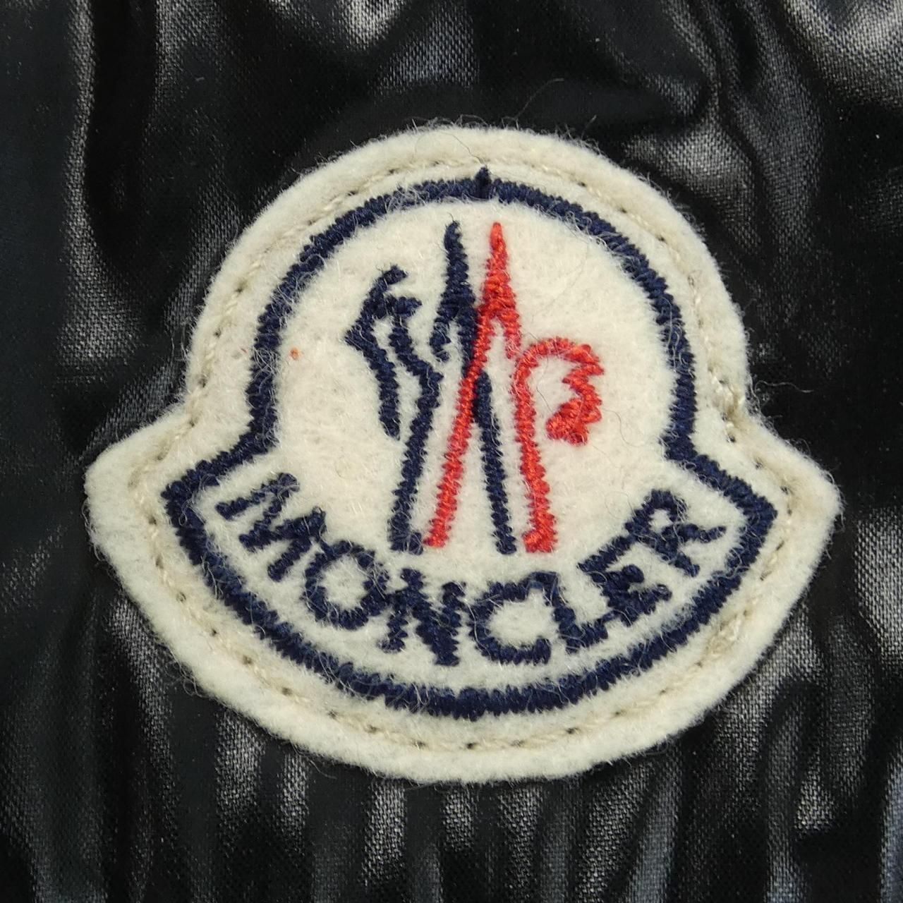 MONCLER PLANE