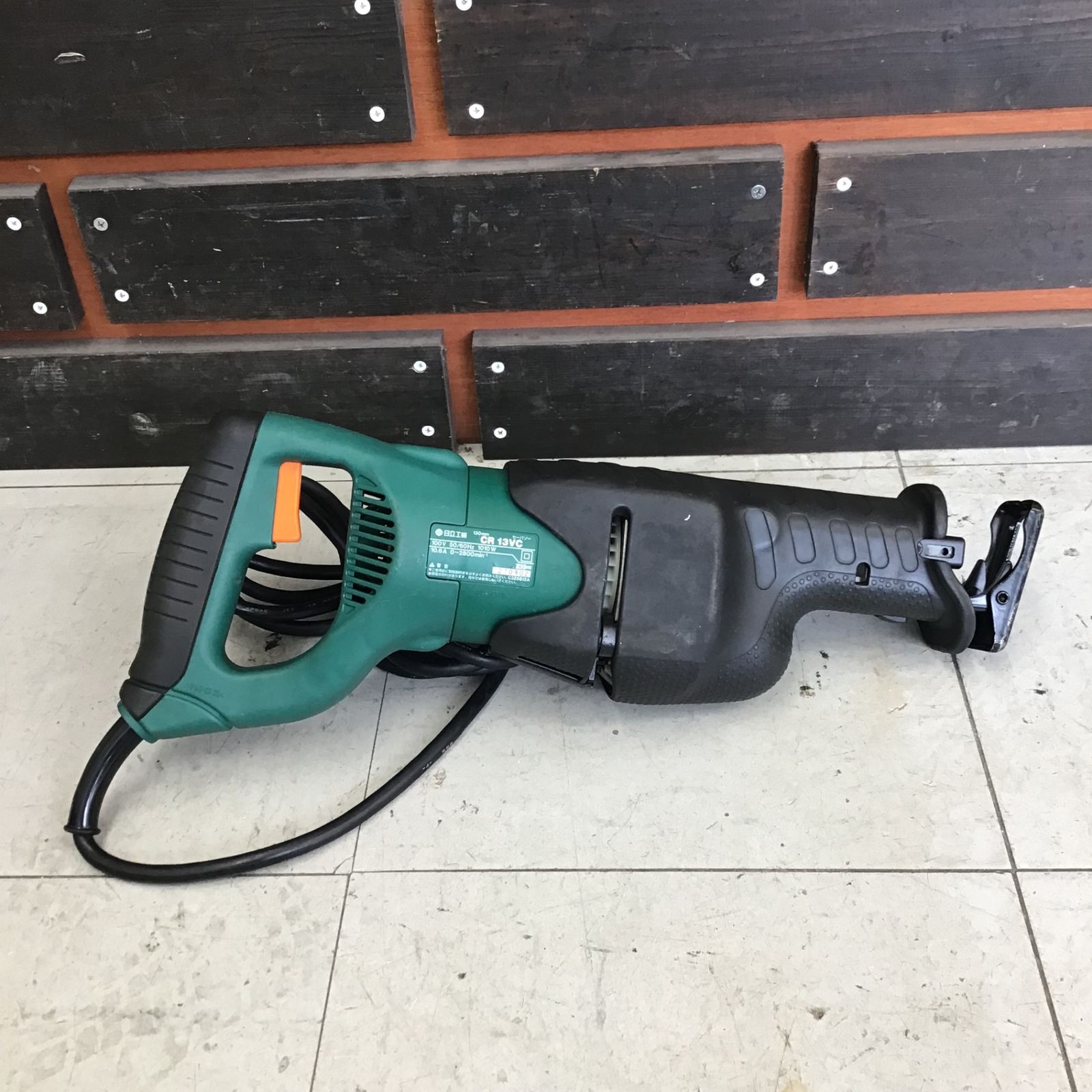 日立電子セーバソー（中古品） HITACHI 日立 工機 130mm セーバー セーバーソー CR13VBY2 中古品