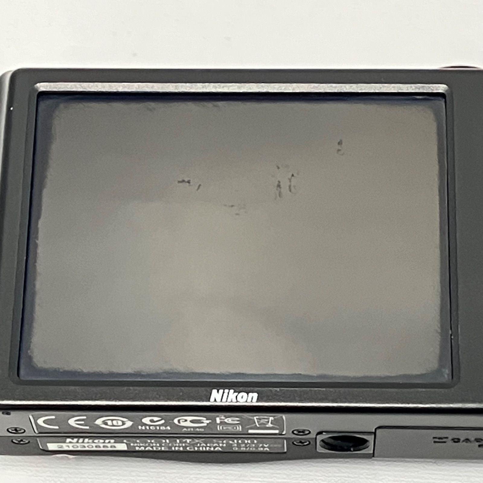 01568 Nikon