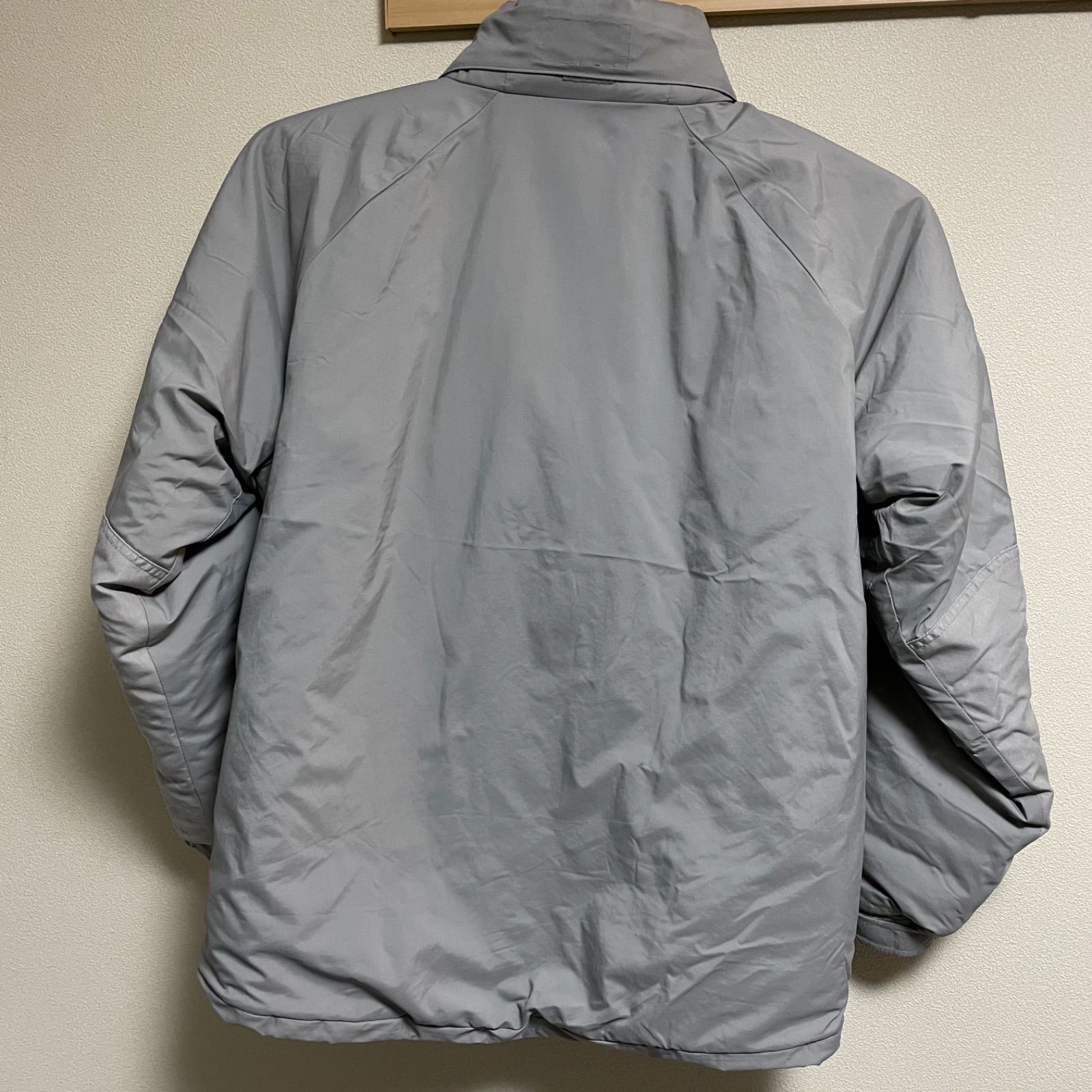 美品】米軍実物 ECWCS LEVEL7 エクワックス レベル7 - メルカリ
