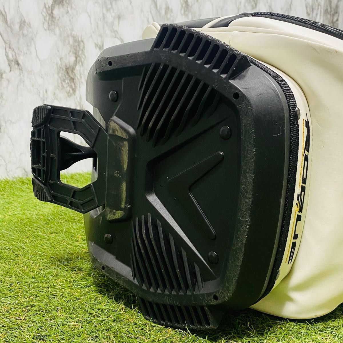 【良品】限定モデル キャロウェイ ローグST スタンド式 キャディバッグ 良品】限定モデル キャロウェイ ローグST スタンド式 キャディバッグ