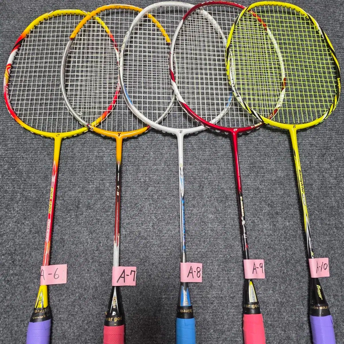 ONE個5万円 경기용 選手用 カーボン バドミントン ラケット 판매します