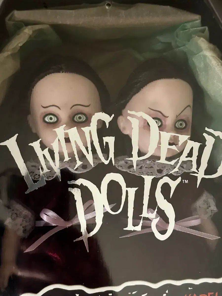 未開封リビングデッドドール ヘイゼル＆ハティ