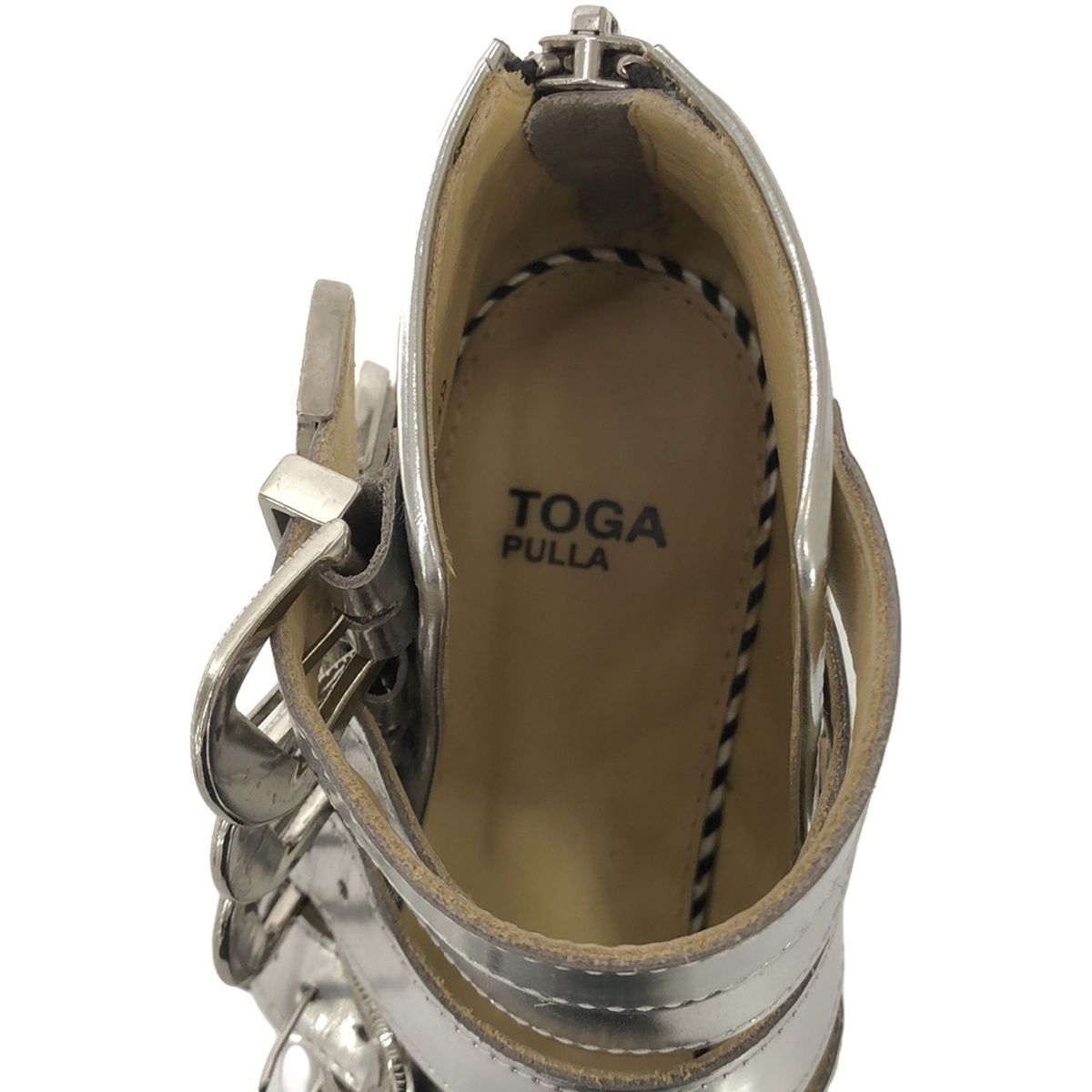 TOGA PULLA トーガ プルラ ウエスタンメタルバックル オープンレザー