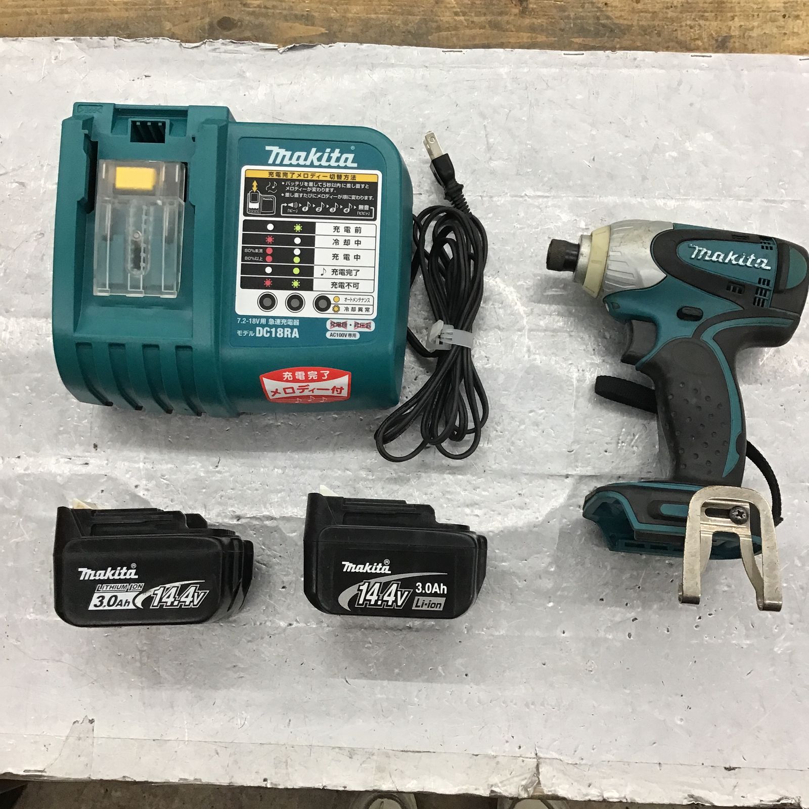 ☆マキタ(makita) コードレスインパクトドライバー TD131DRFX【所沢店