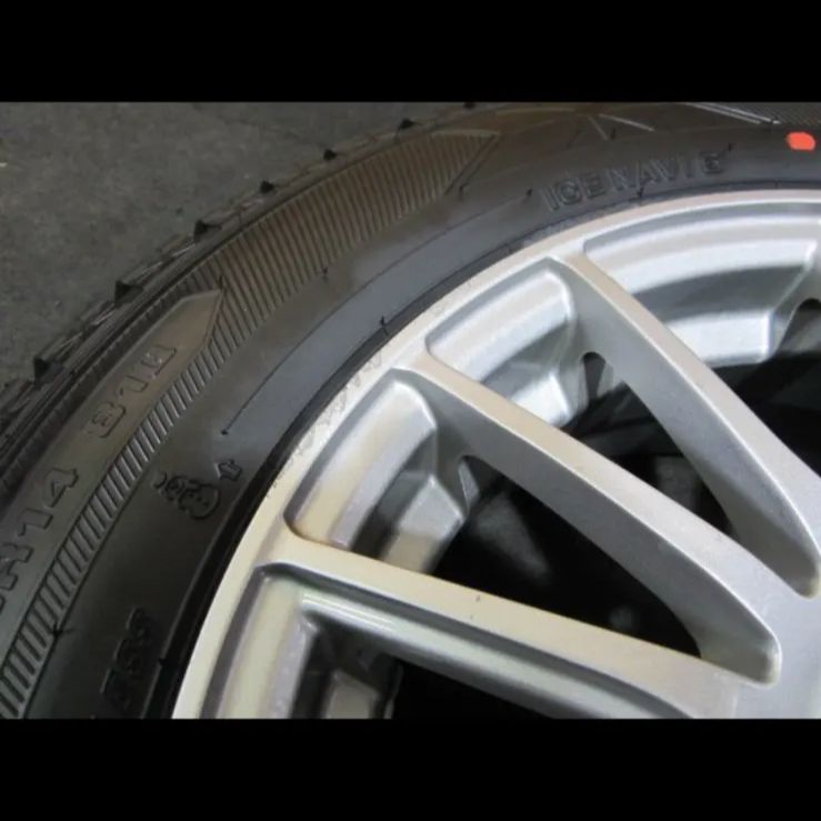 T-1742) 送料無料 中古 ravrion 14インチ スタッドレス セット物 超  