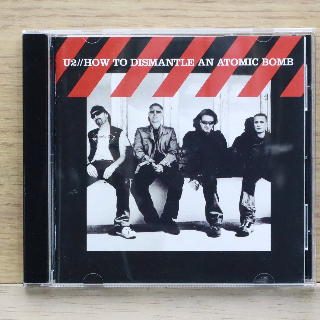 ハウ・トゥ・ディスマントル・アン・アトミック・ボム デラックス限定盤(CD+D… U2 / ハウ・トゥ・ディスマントル・アン・アトミック・ボム（20