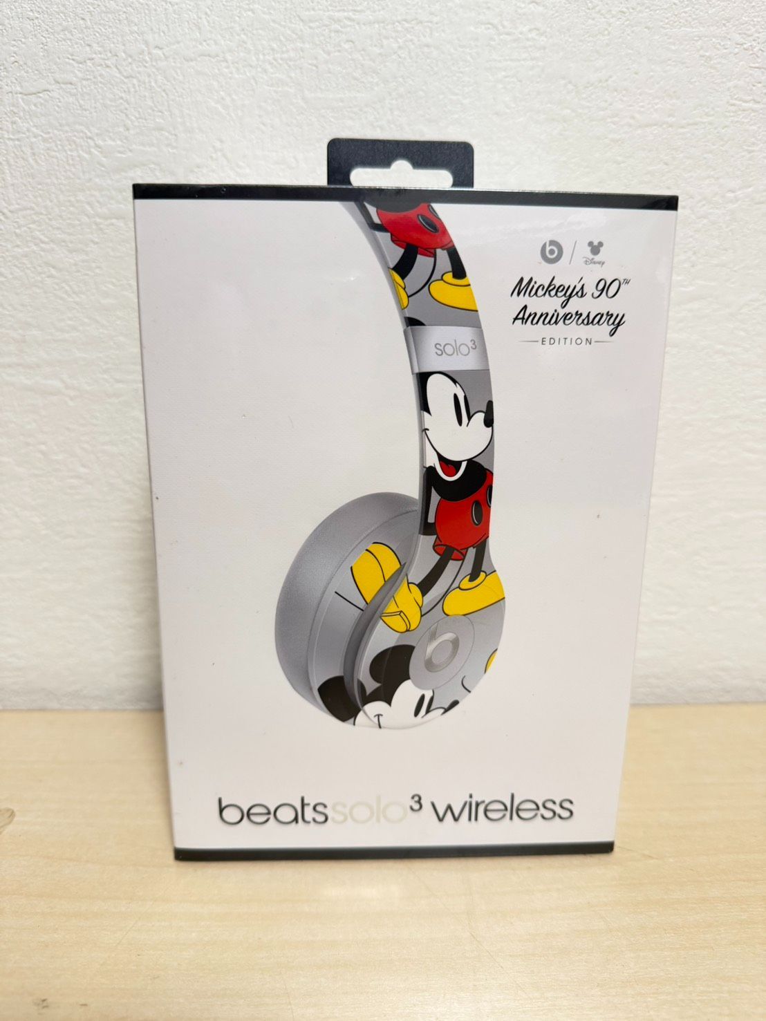 未開封品 beatsビーツ solo3wireless ワイヤレスヘッドホン ディズニー MU8X2PA