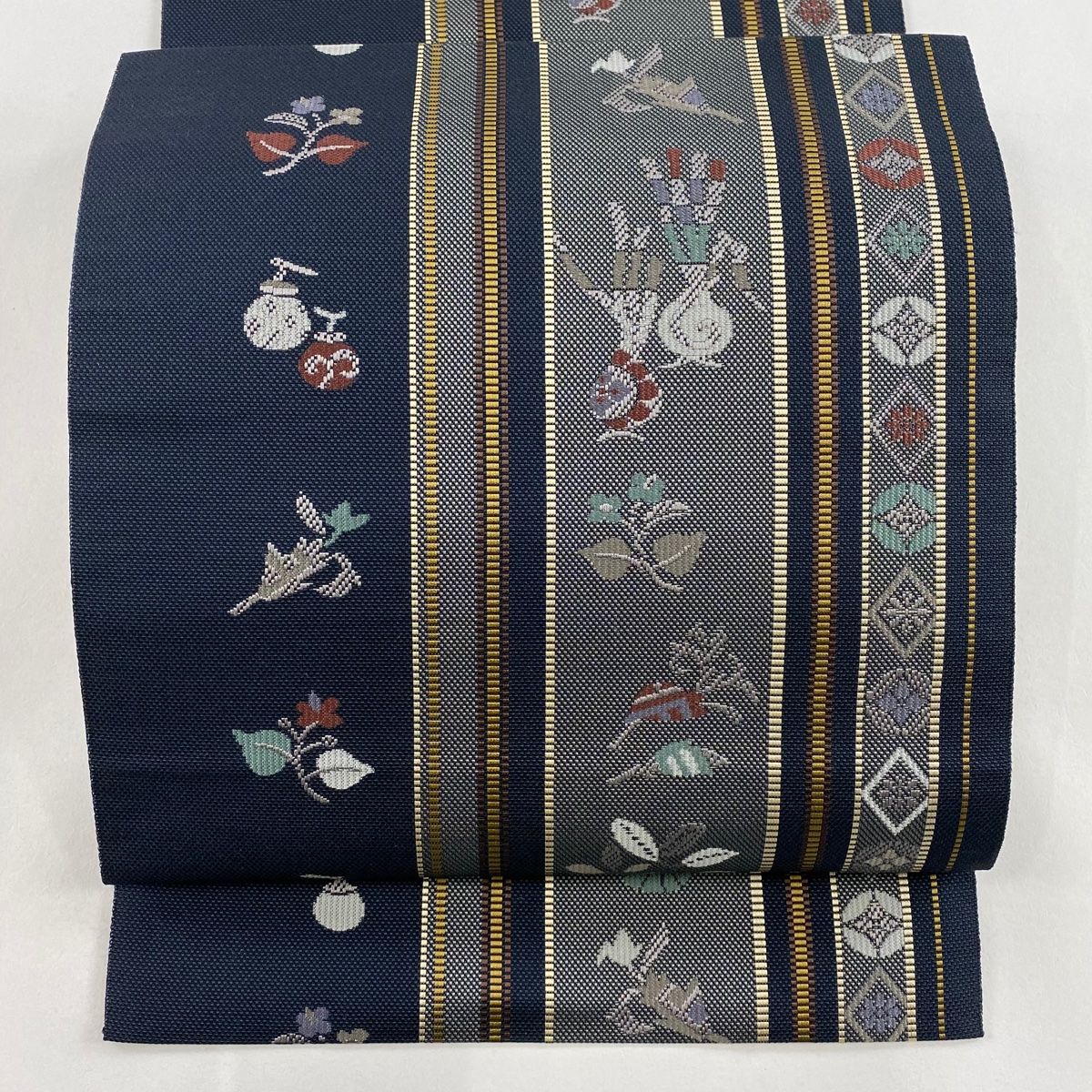 名古屋帯 秀品 八寸名古屋帯 松葉仕立て 縞 草花 深緑 正絹