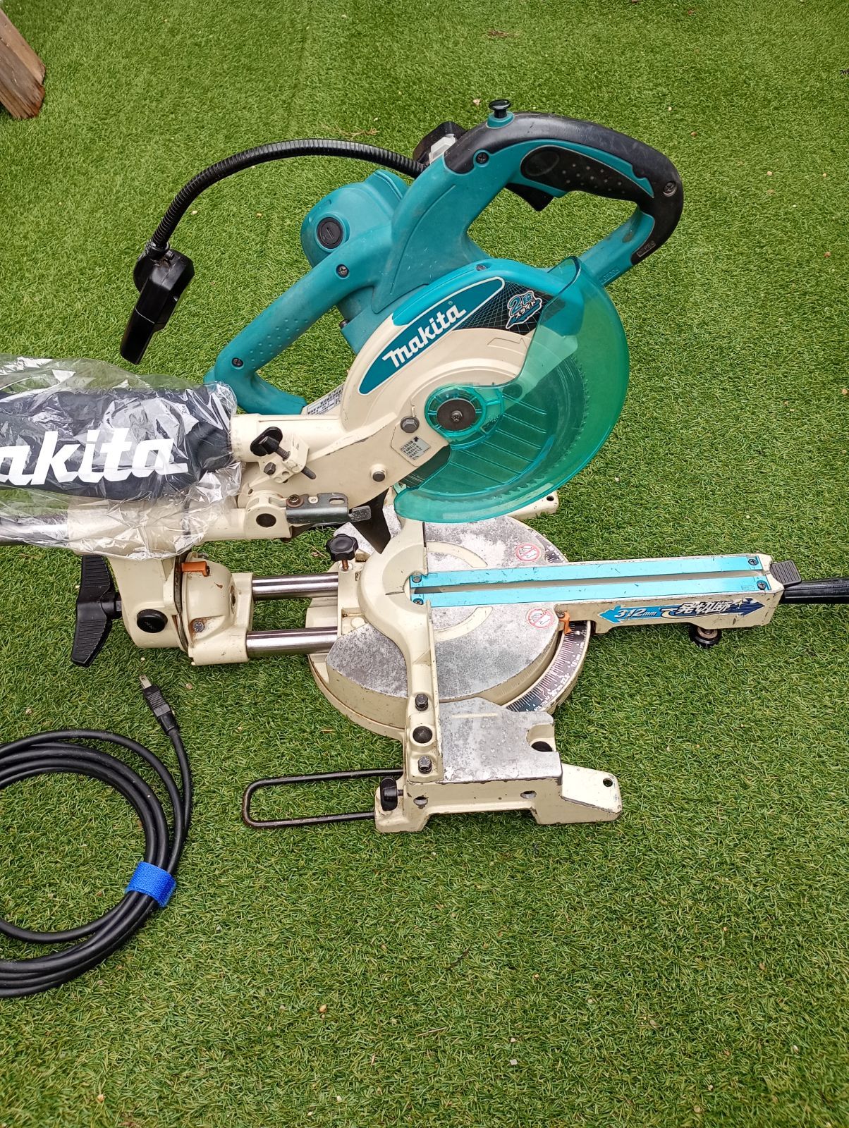 マキタ スライドマルノコ LS0716F ライト付き