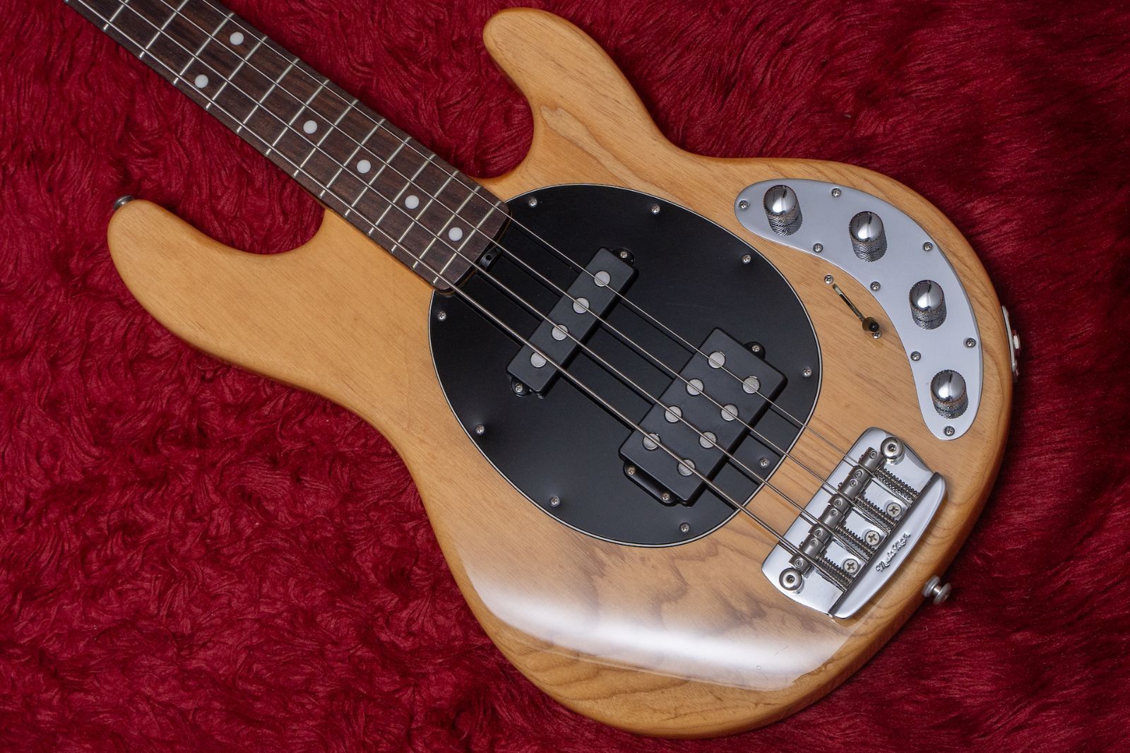 フレットレスベース サミックPJタイプ 弾きやすく調整済み