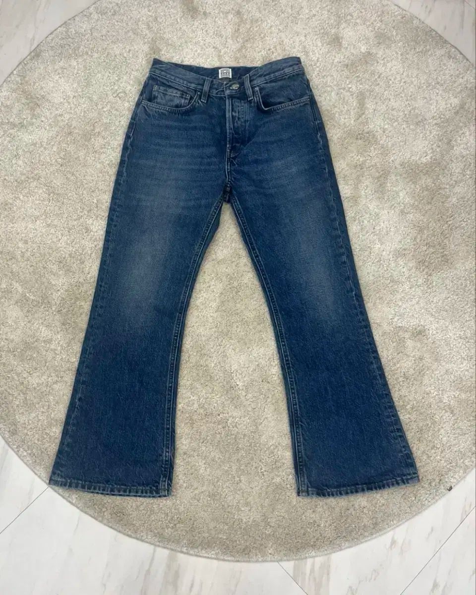 LEMAIRE ベルトショートパンツ XS 最終値下げ LEMAIRE ベルトショートパンツ XS 最終値下げ 短パン 膝下 レディース