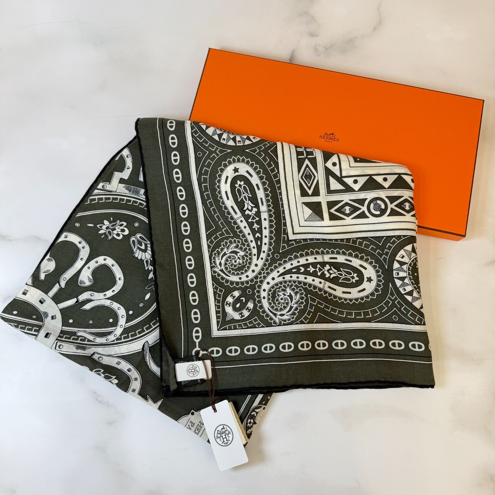 ♪エルメス カシシル シュヴァル ドゥ クール バンダナ ♪ 新品未使用