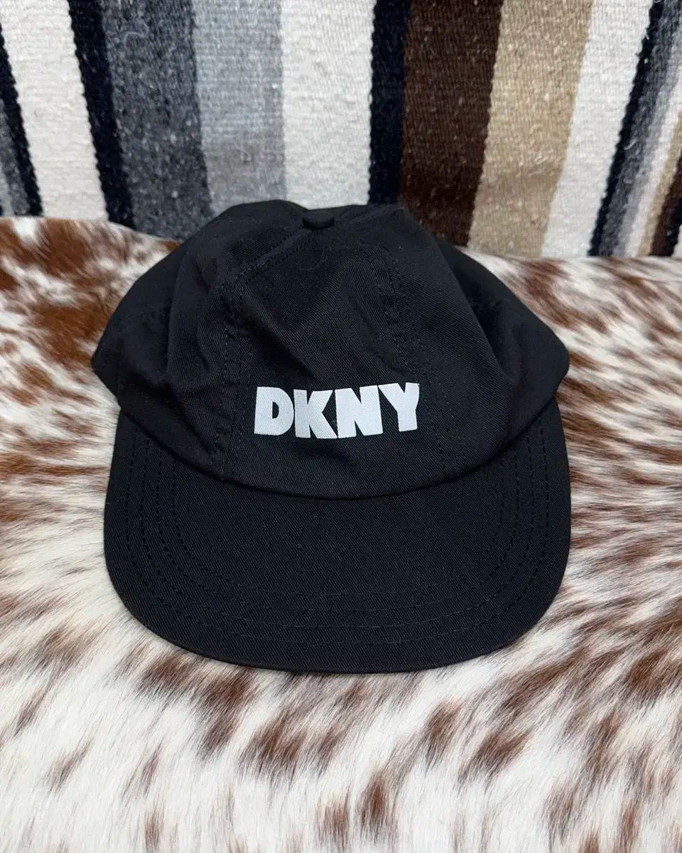 90s DKNY USA ヴィンテージ キャップ－－Mercari