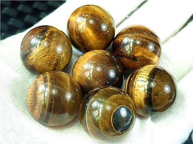 巨大パワーストーン⭐︎お金の源泉　ガイア 3点まとめて専用ページ - メルカリ