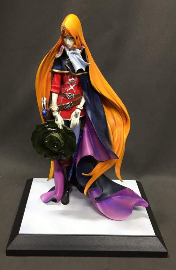 クイーンエメラルダス 海洋堂 コールドキャスト塗装済彫像