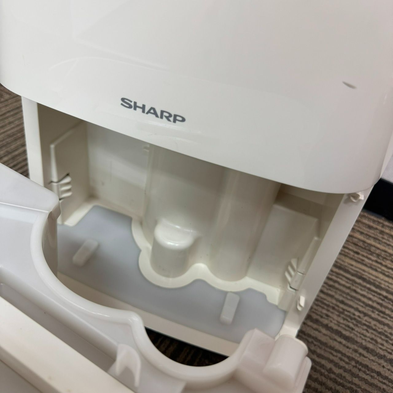 CV-E71-W 衣類乾燥除湿機 プラズマクラスター搭載 8-16畳 SHARP CV-E71プラズマクラスター除湿機 SHARP コンパクト除湿機 衣類