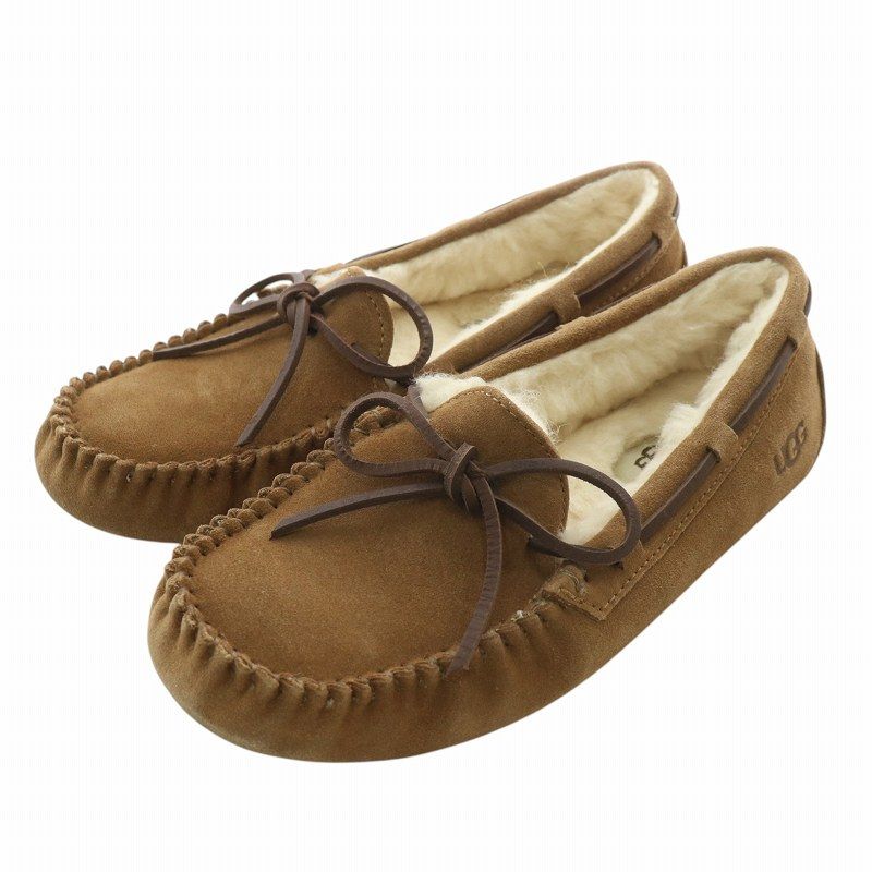 極美品✨UGG 24㎝ ダコタ スリッポン モカシン ムートン リボン グレー 極美品✨UGG 24㎝ ダコタ スリッポン モカシン ムートン リボン