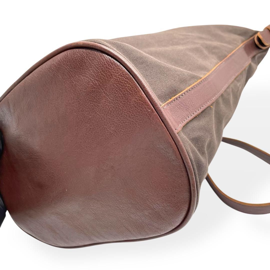 極美品 IL BISONTE イルビゾンテ ショルダーバッグ バケツ型 ブラウン 