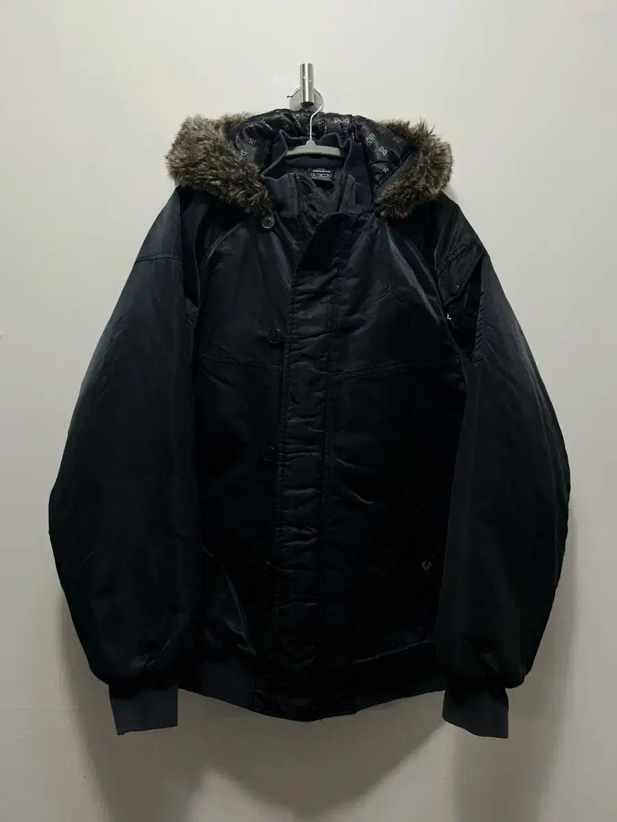 100 ジョーダン ブラック ダウン アウター ブルゾン ジャケット
