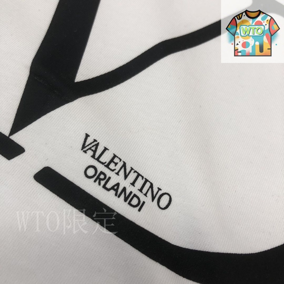 VALENTINO Tシャツ 今日特価】VALENTINO 25SS T シャツ-3 - メルカリ