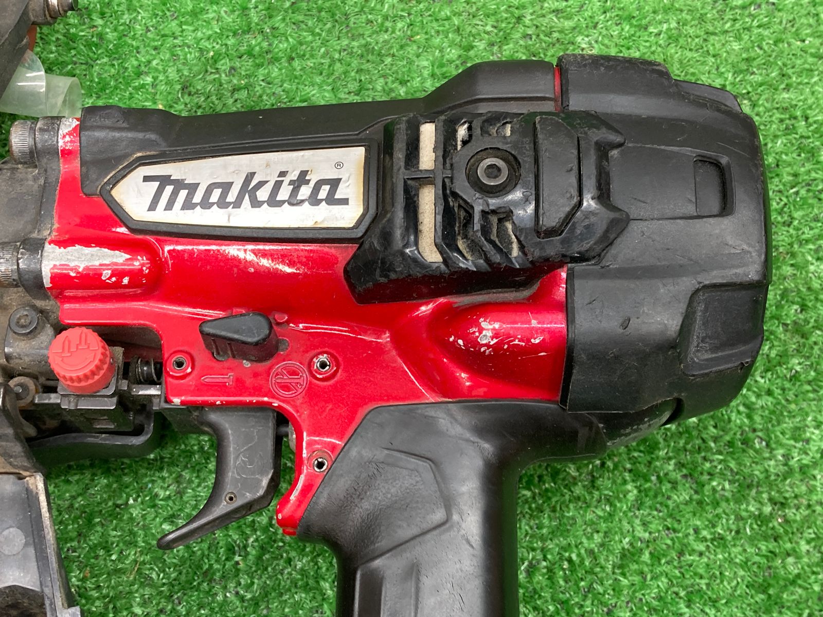 中古品】マキタ(makita) 高圧エア釘打ち機 AN635H◇アクトツール富山店 