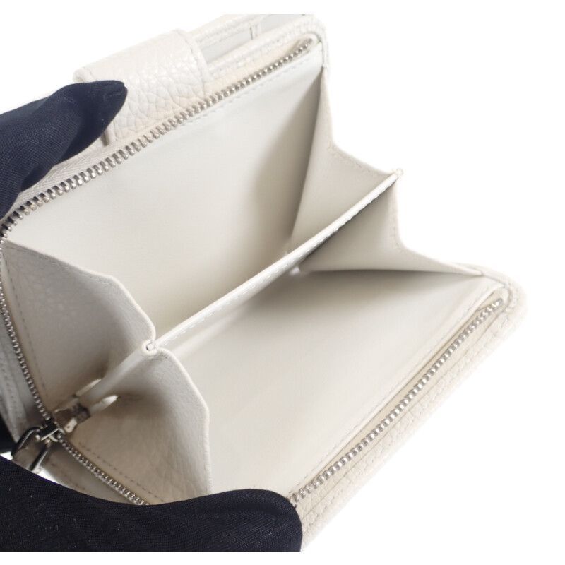 PRADA】ヴィッテロダイノレザー財布【財布】 - メルカリ