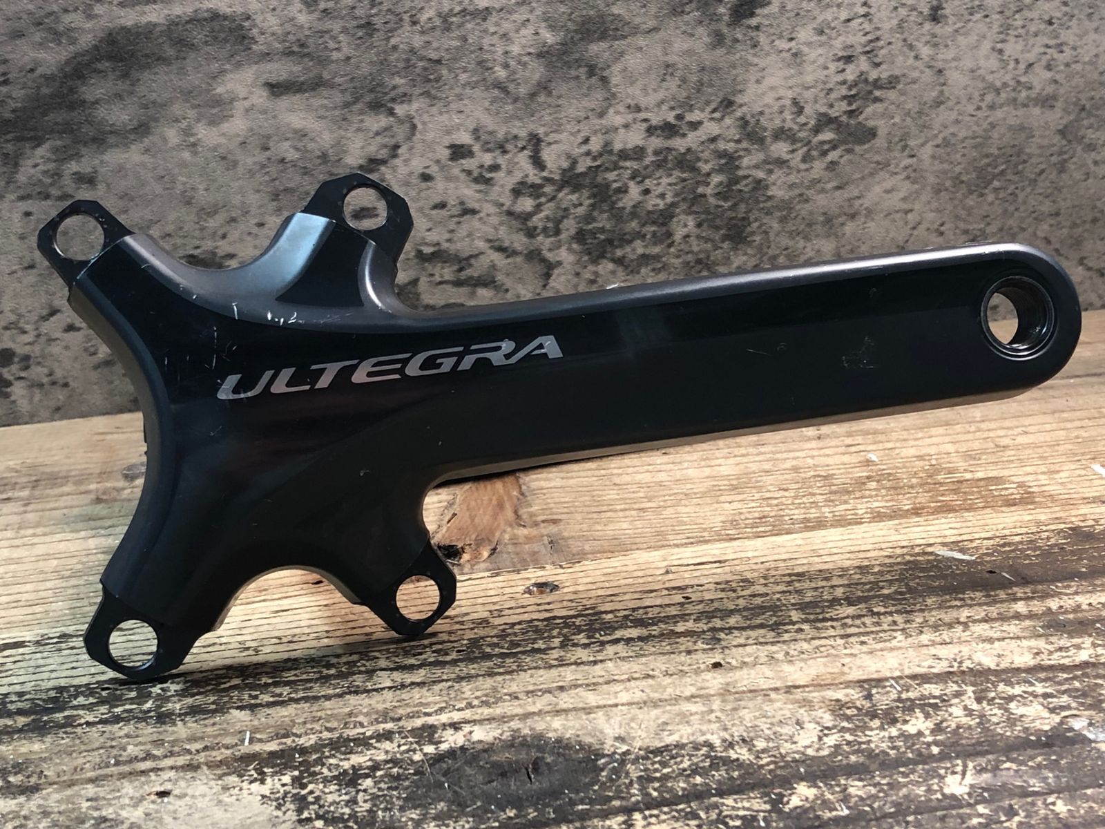 ★SHIMANO　シマノ　アルテグラ　6800　クランク　172.5★ SHIMANO（シマノ）FC-6800 Crankset FC6800 送料無料