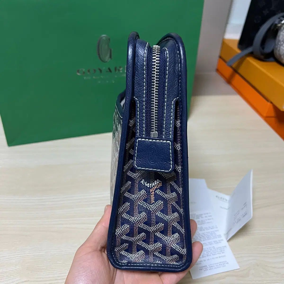 BALENCIAGA（バレンシアガ）メンズ クラッチバッグ - FARFETCH 専用品