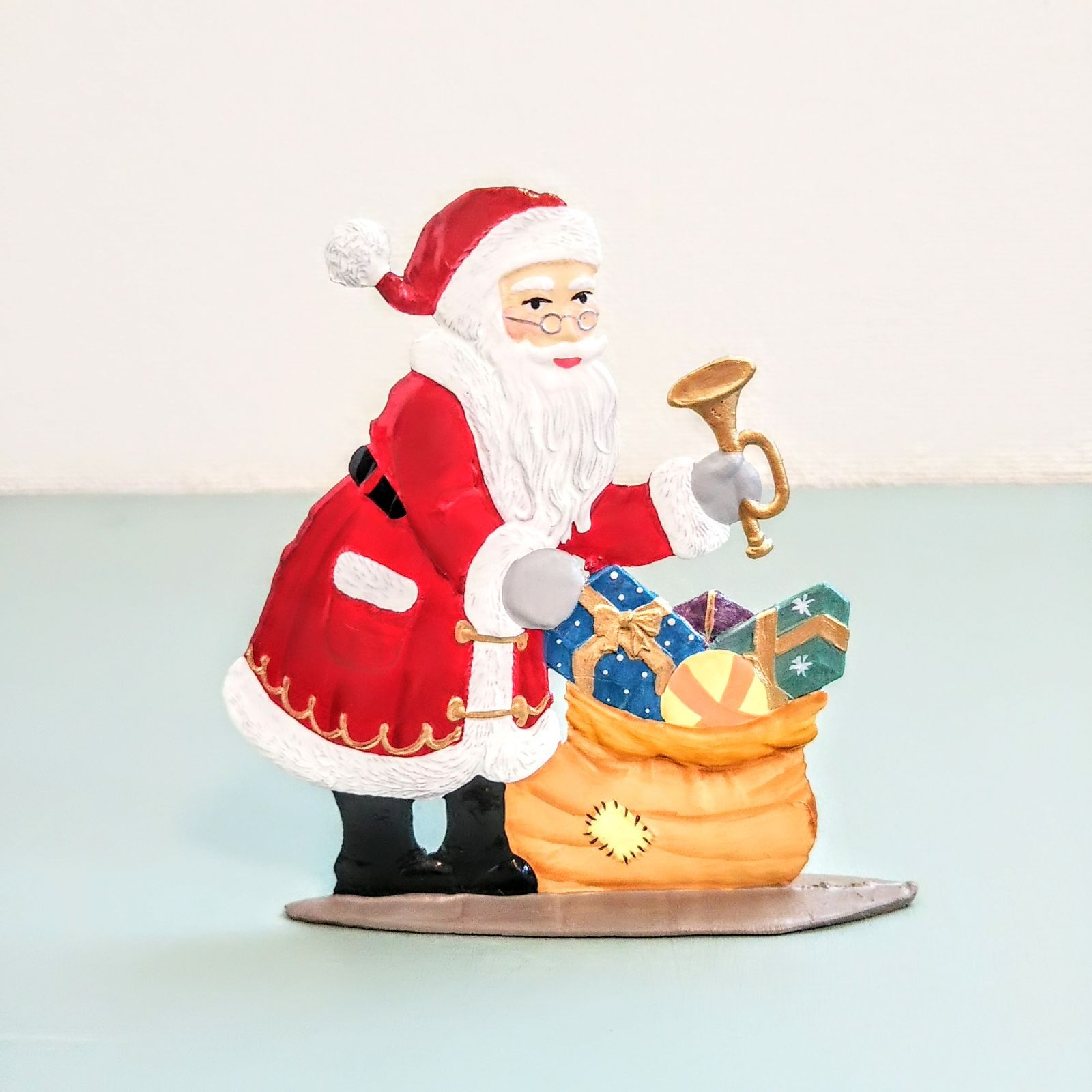 サンタクロースとプレゼント 錫製 スタンド ドイツ工芸品 シュヴァ