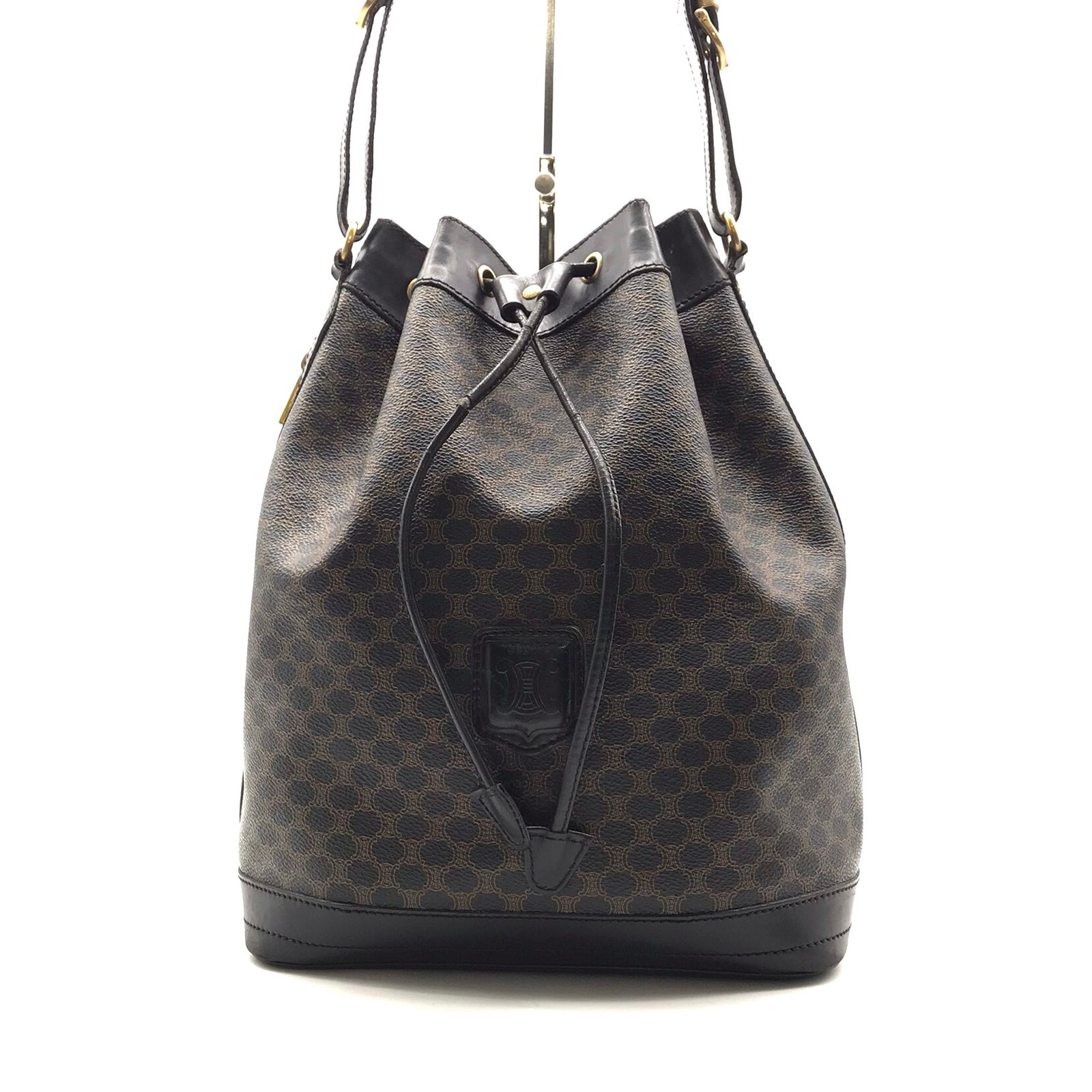 良品 CELINE セリーヌ ブラック マカダム 巾着型 ヴィンテージ サイドジップ ショルダー バッグ a2246 CELINE セリーヌ ブラック マカダム 巾着型 ヴィンテージ サイドジップ