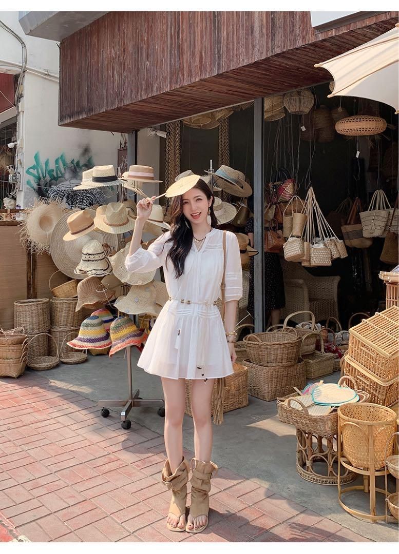 ♥ ホワイトVネックツーピース