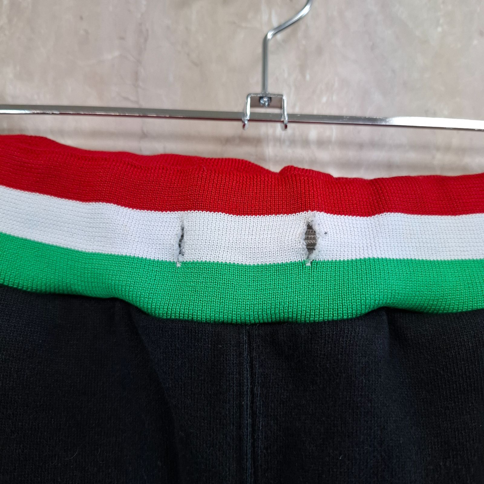 ウザリス イタリア製